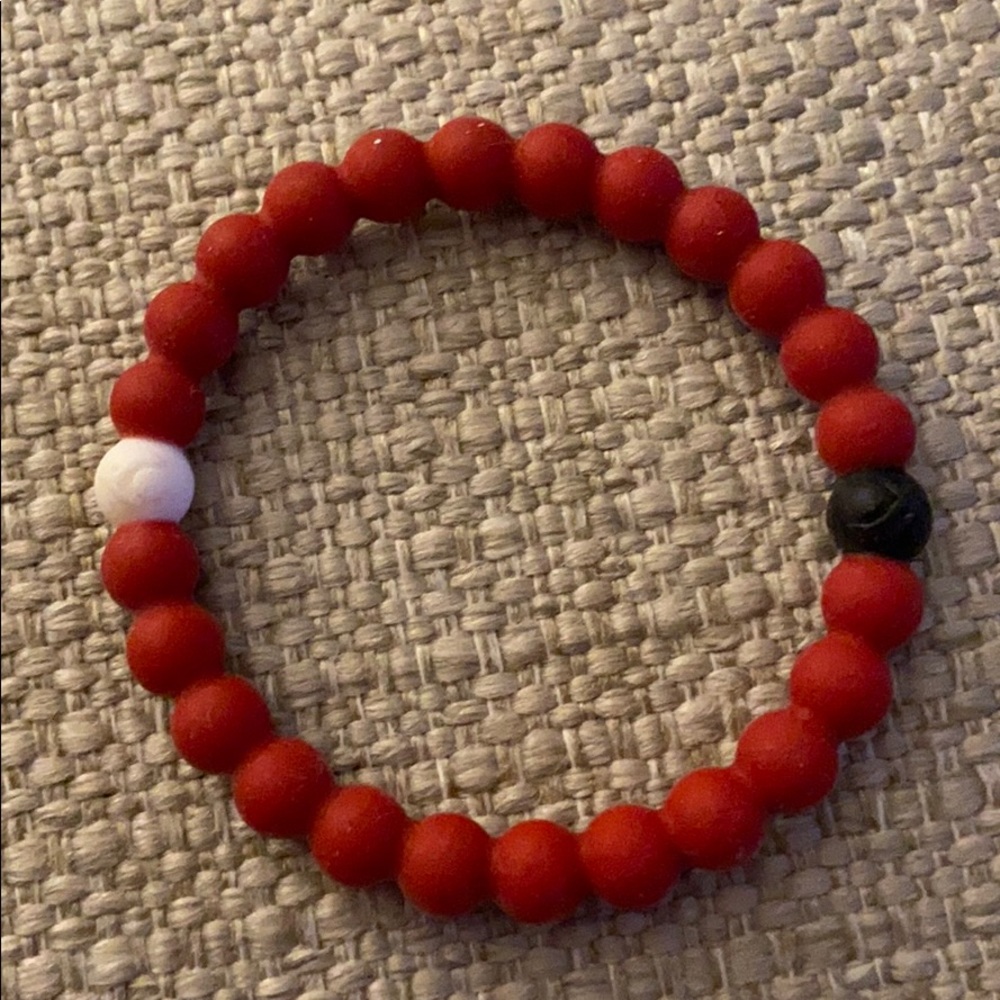 (RED) x Lokai